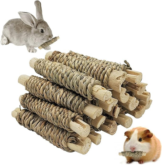 Fhiny 18 PCS Guinea Pig Chew Toys, Natural Seagrass Sweet Bamboo Molar Sticks for Teeth Bunny Chew Toys Cage Accessories for Rabbit Bunny Guinea Pig Chinchilla Hamster